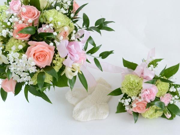 Äiti-lapsi kimppu tytölle